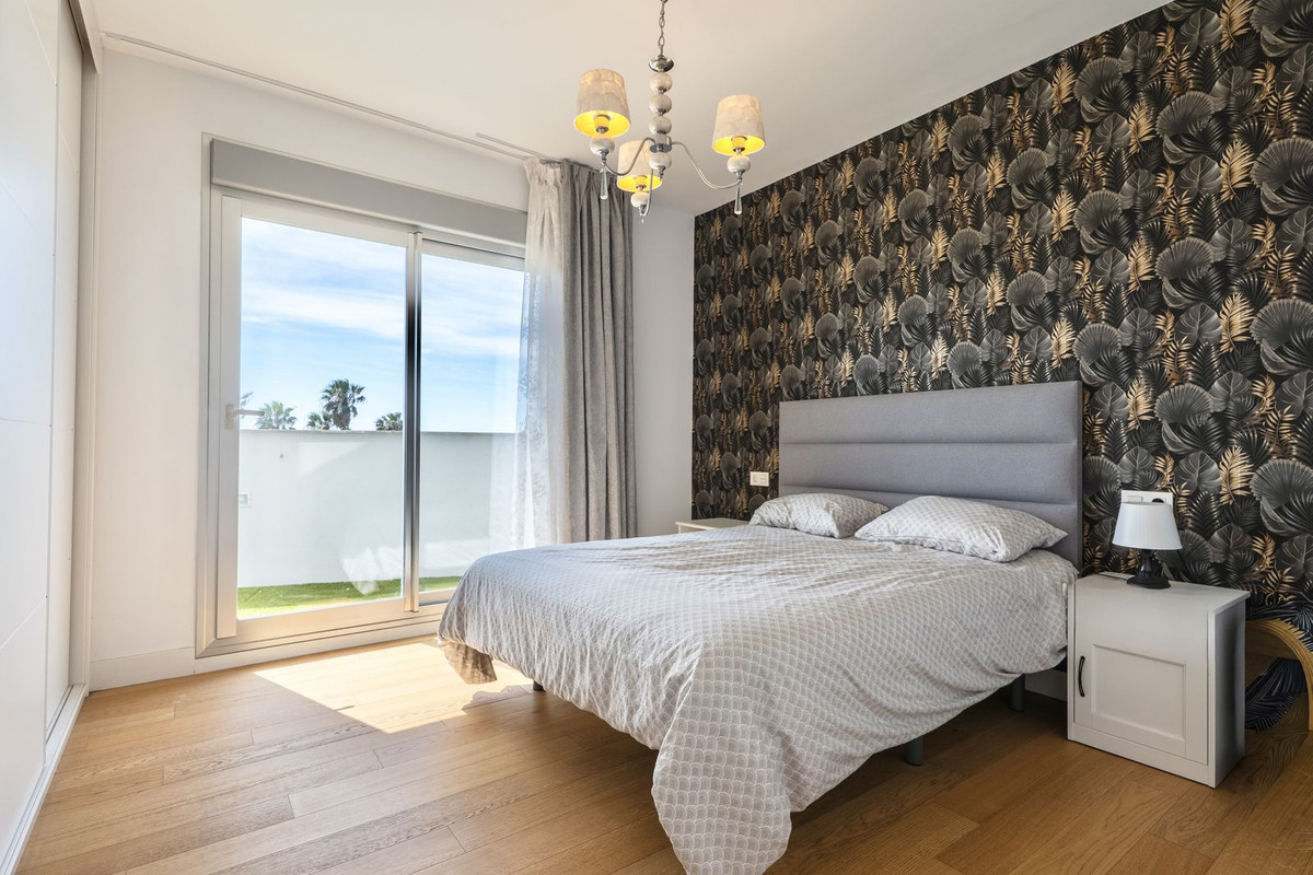 4 Bed Apartment for sale in Mijas Costa Costa Del Sol, Málaga, Spain