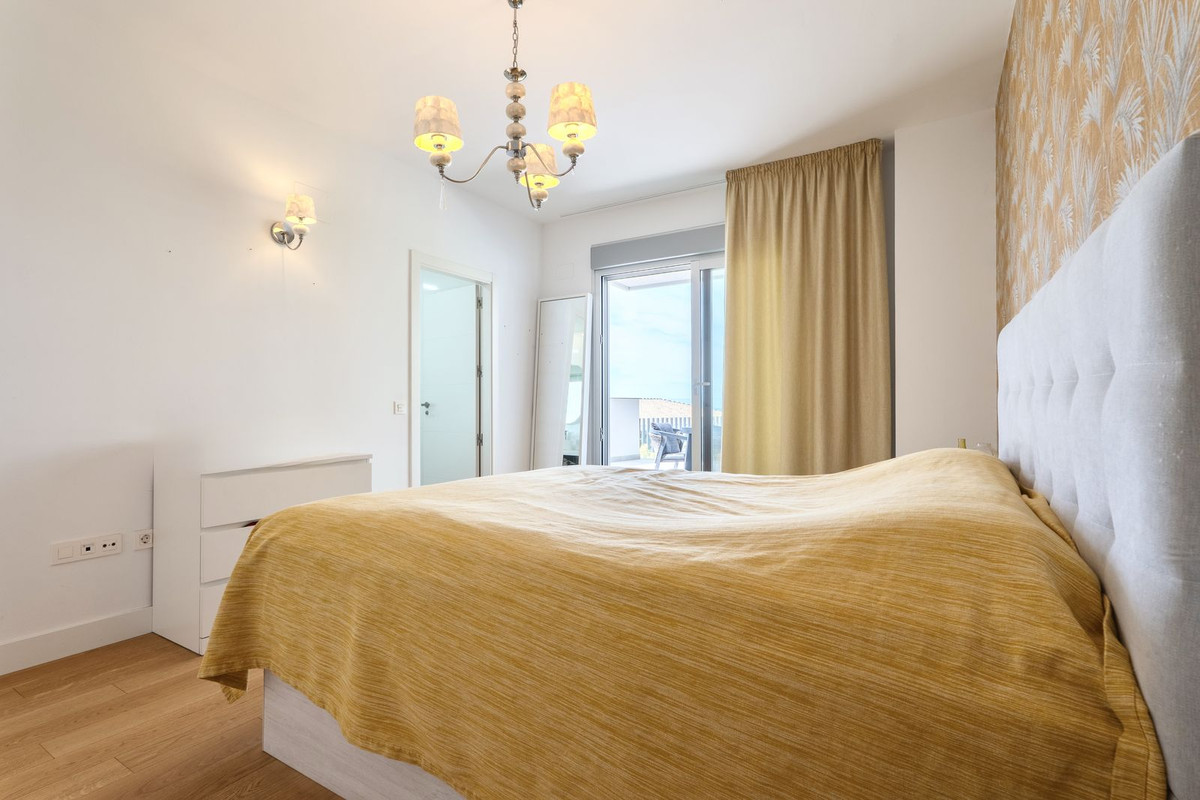 4 Bed Apartment for sale in Mijas Costa Costa Del Sol, Málaga, Spain