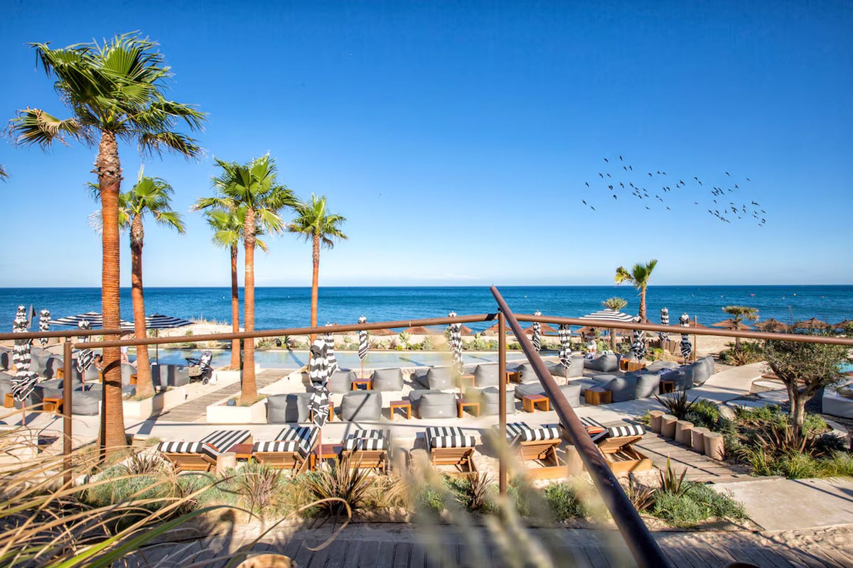Se vende Apartamento Planta Media de 4 dormitorios en Costa Del Sol, Málaga, España