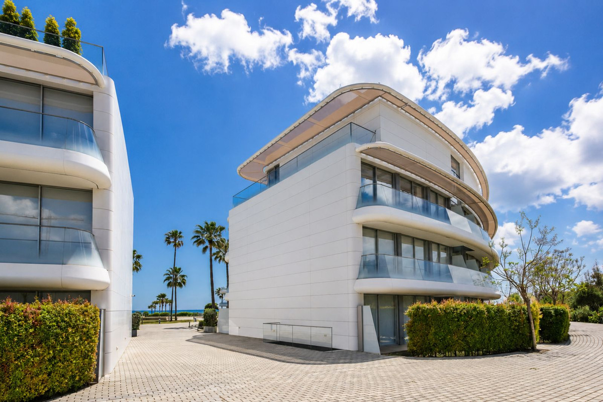Se vende Apartamento Planta Media de 4 dormitorios en Costa Del Sol, Málaga, España