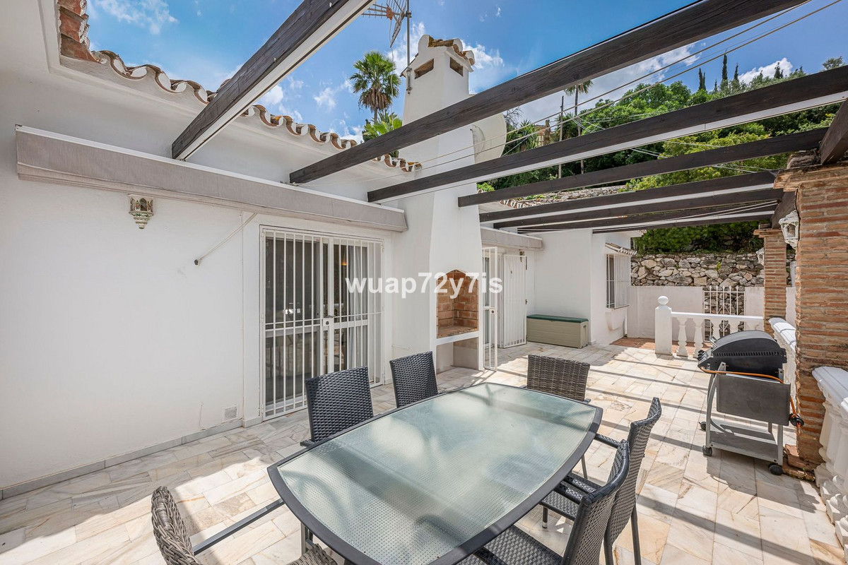 3 Bed Townhouse for sale in El Rosario Costa Del Sol, Málaga, Spain
