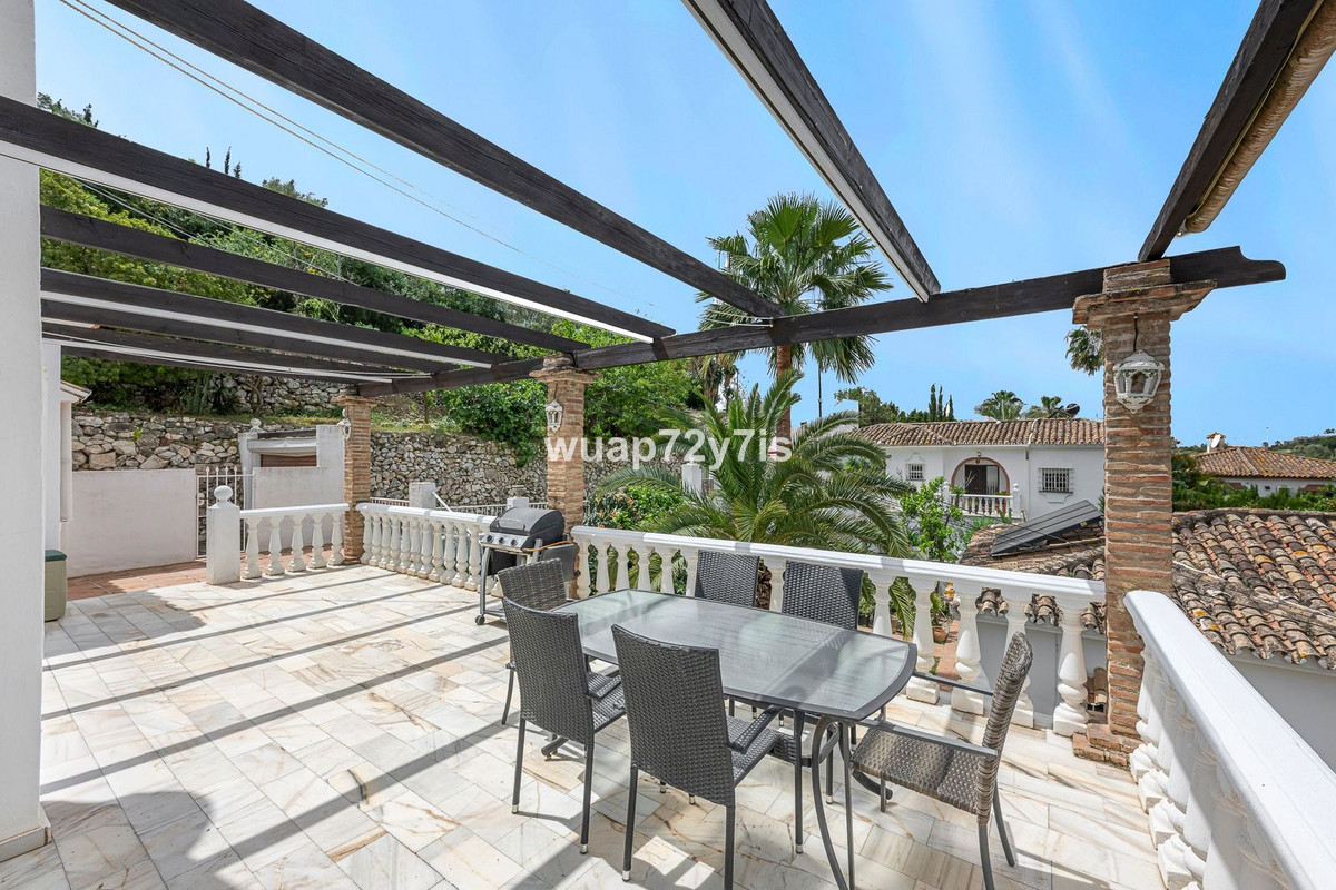 3 Bed Townhouse for sale in El Rosario Costa Del Sol, Málaga, Spain