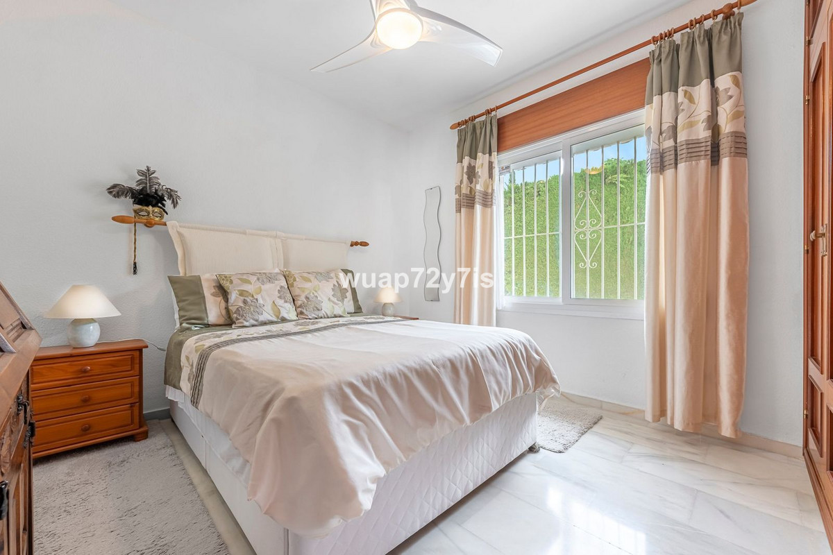 3 Bed Townhouse for sale in El Rosario Costa Del Sol, Málaga, Spain