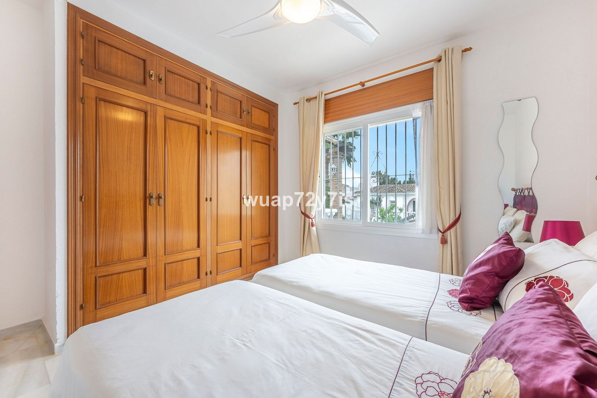 3 Bed Townhouse for sale in El Rosario Costa Del Sol, Málaga, Spain