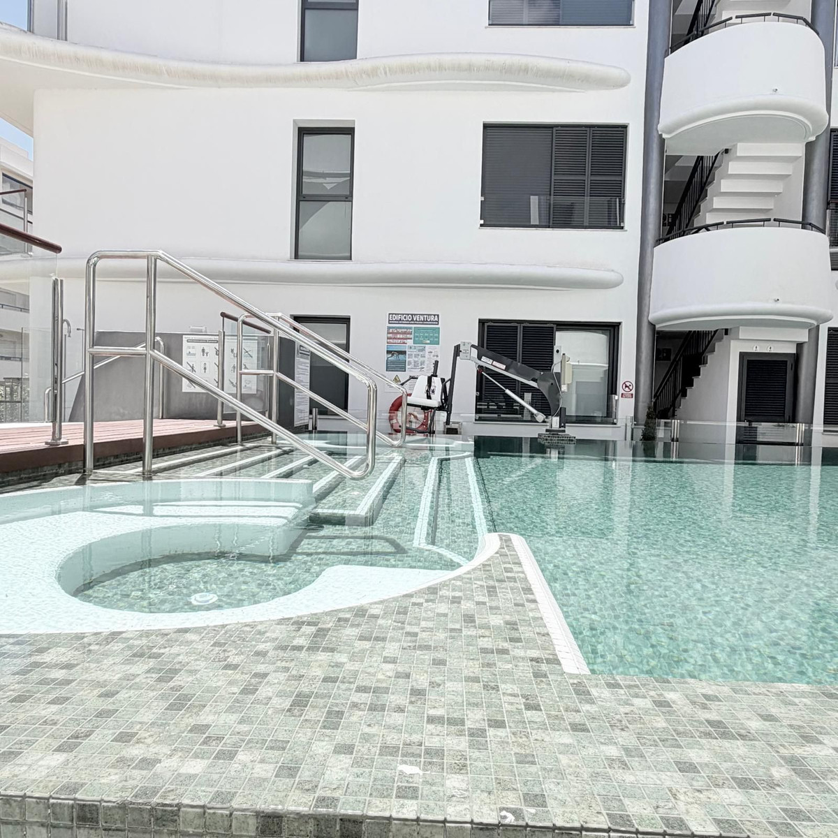 1 Bed Apartment for sale in Estepona Costa Del Sol, Málaga, Spain