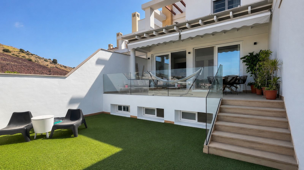 3 Bed Townhouse for sale in Málaga Costa Del Sol, Málaga, Spain