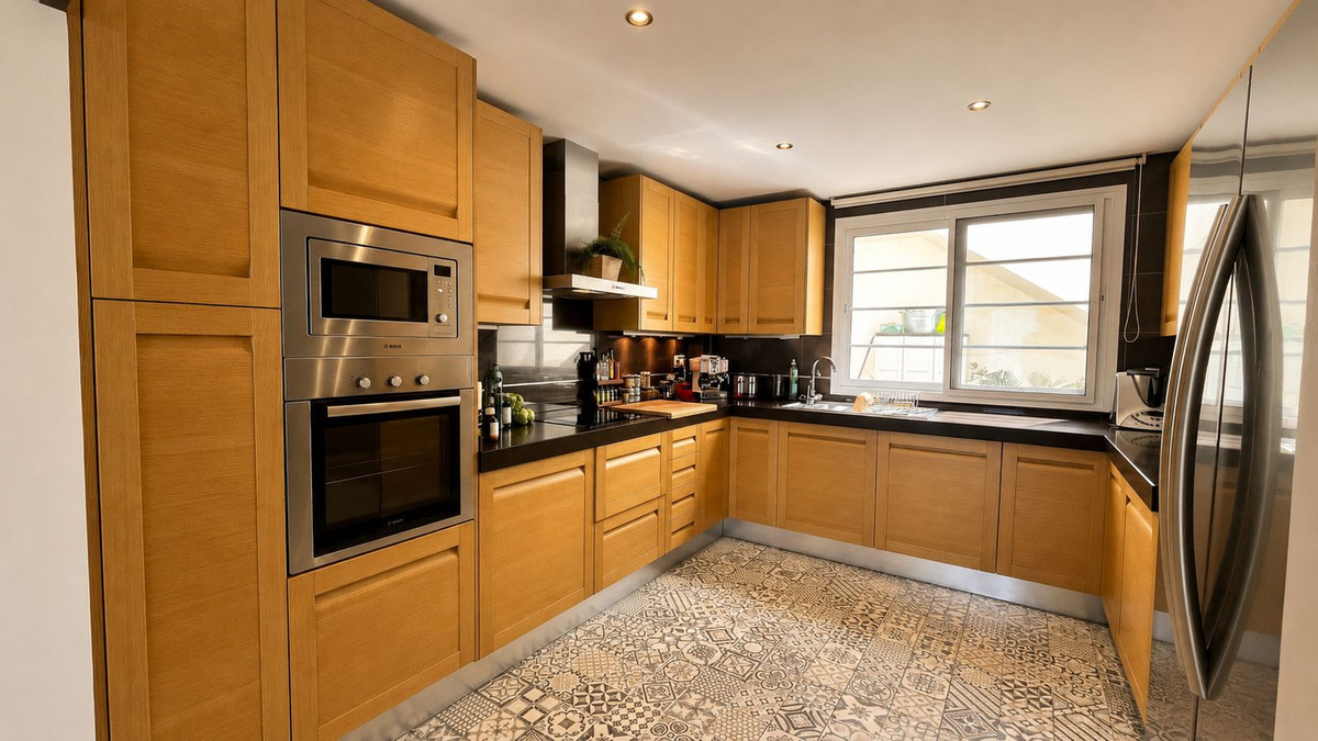 3 Bed Townhouse for sale in Málaga Costa Del Sol, Málaga, Spain