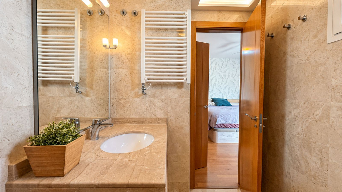3 Bed Townhouse for sale in Málaga Costa Del Sol, Málaga, Spain