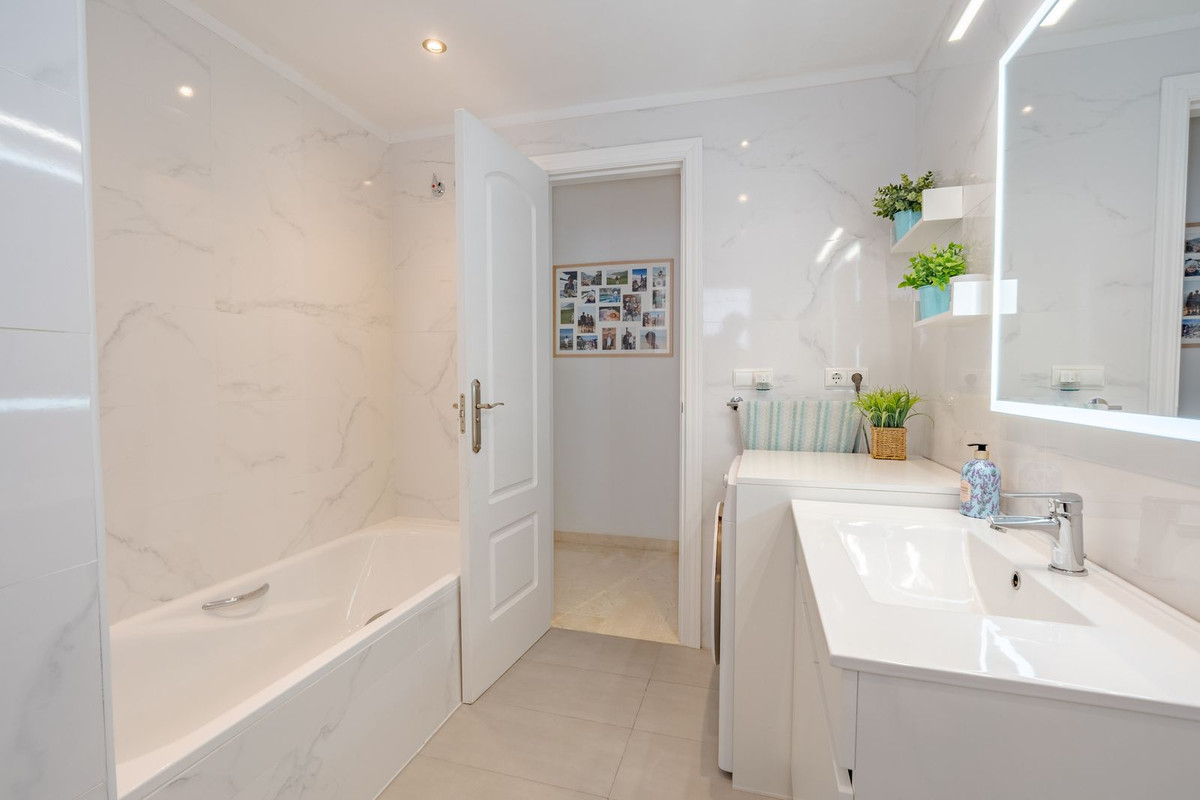 3 Bed Townhouse for sale in Riviera Del Sol Costa Del Sol, Málaga, Spain