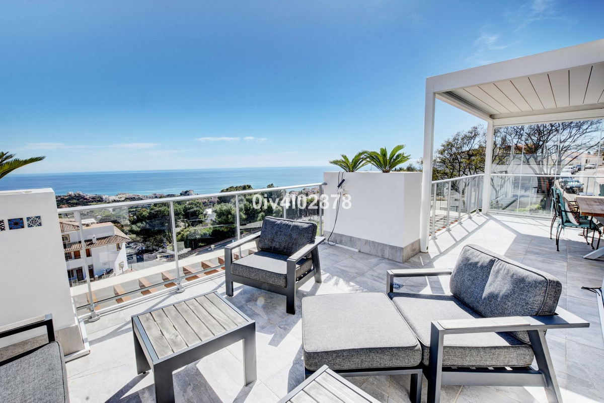 3 Bed Apartment for sale in Benalmadena Pueblo Costa Del Sol, Málaga, Spain