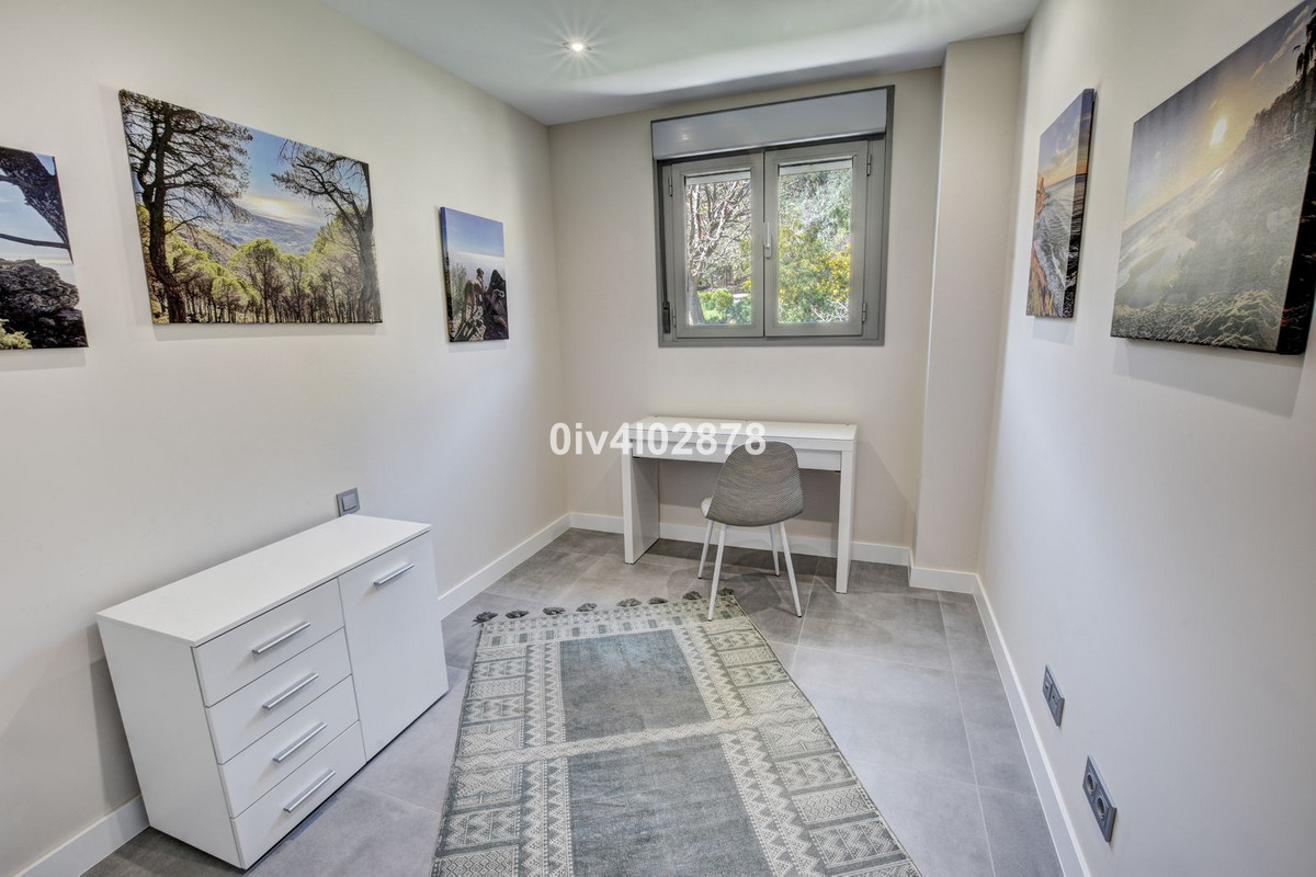3 Bed Apartment for sale in Benalmadena Pueblo Costa Del Sol, Málaga, Spain