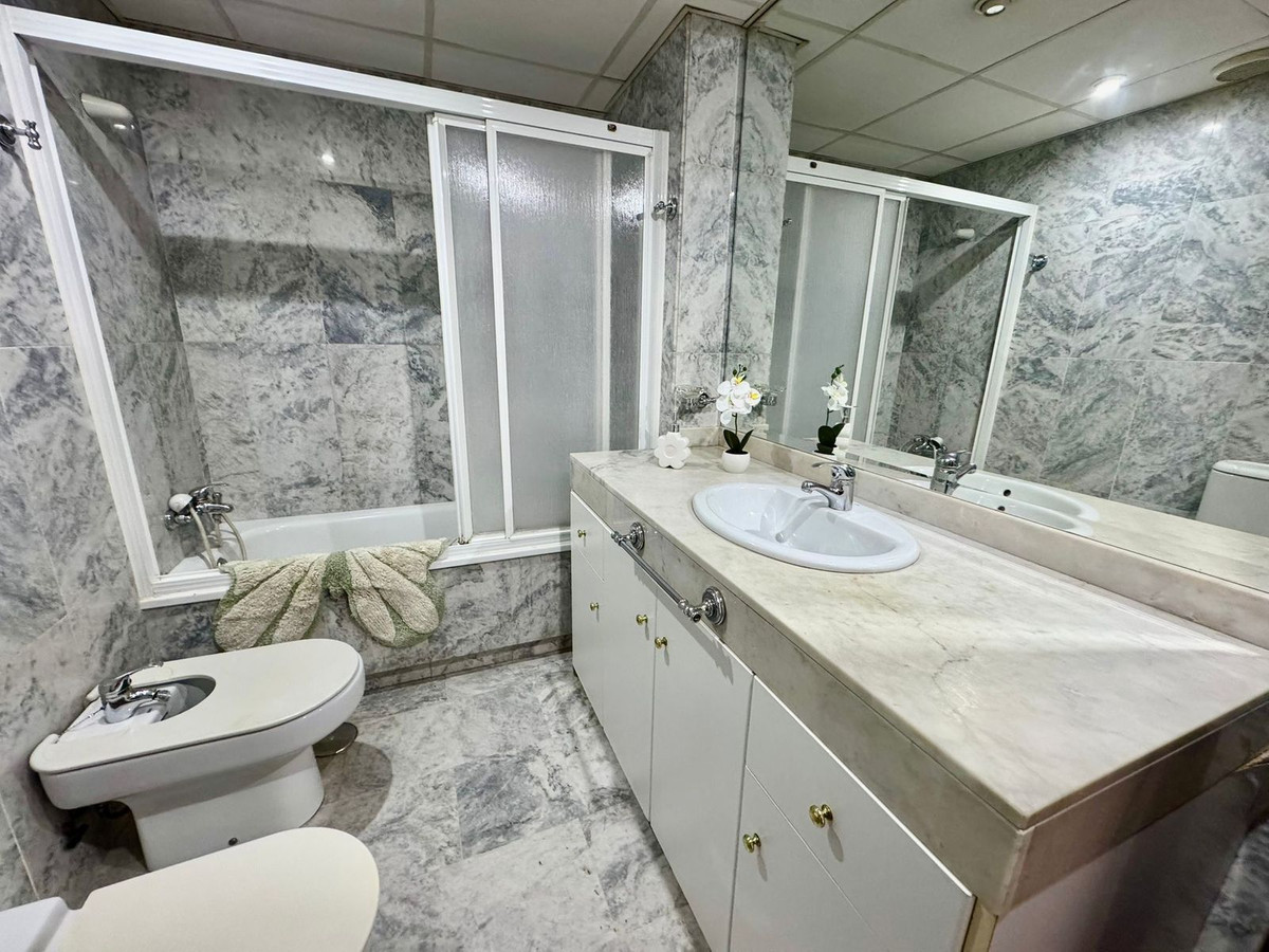 1 Bed Apartment for sale in Las Lagunas Costa Del Sol, Málaga, Spain
