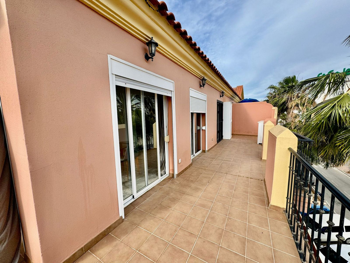 1 Bed Apartment for sale in Las Lagunas Costa Del Sol, Málaga, Spain