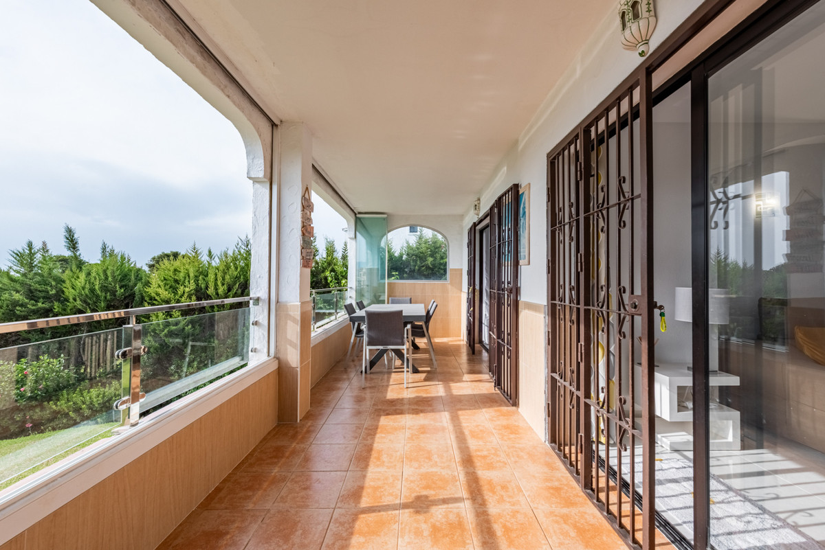 Se vende Apartamento Planta Baja de 2 dormitorios en Costa Del Sol, Málaga, España