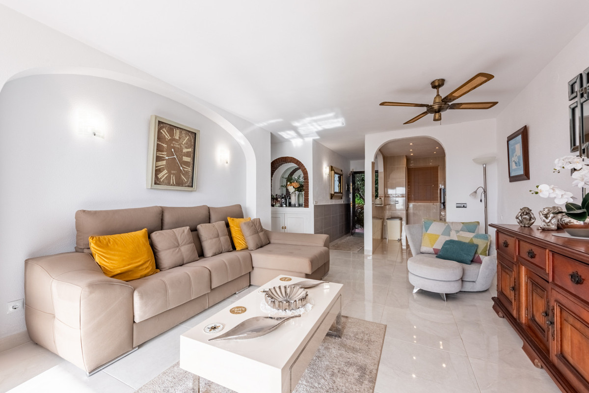 Se vende Apartamento Planta Baja de 2 dormitorios en Costa Del Sol, Málaga, España