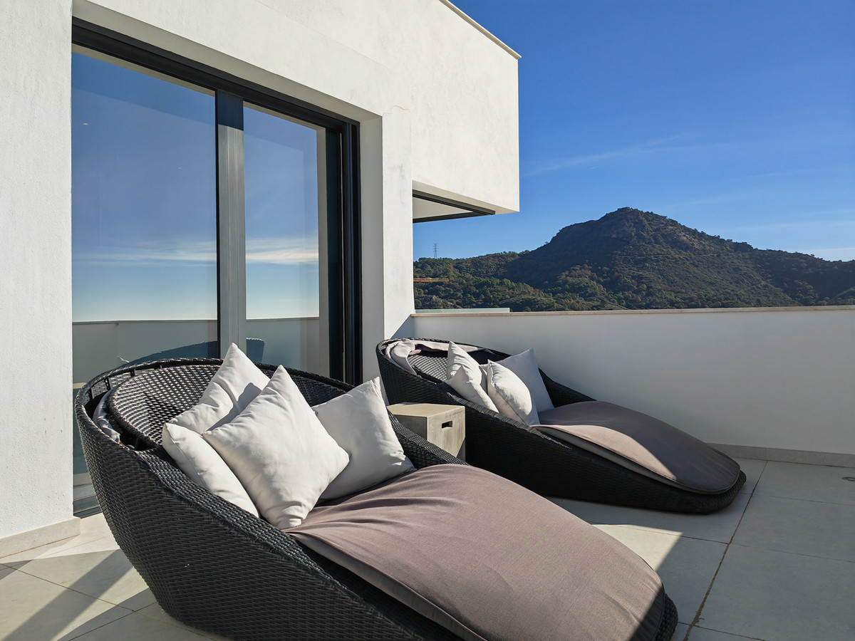 Se vende Villa - Chalet de 5 dormitorios en Costa Del Sol, Málaga, España