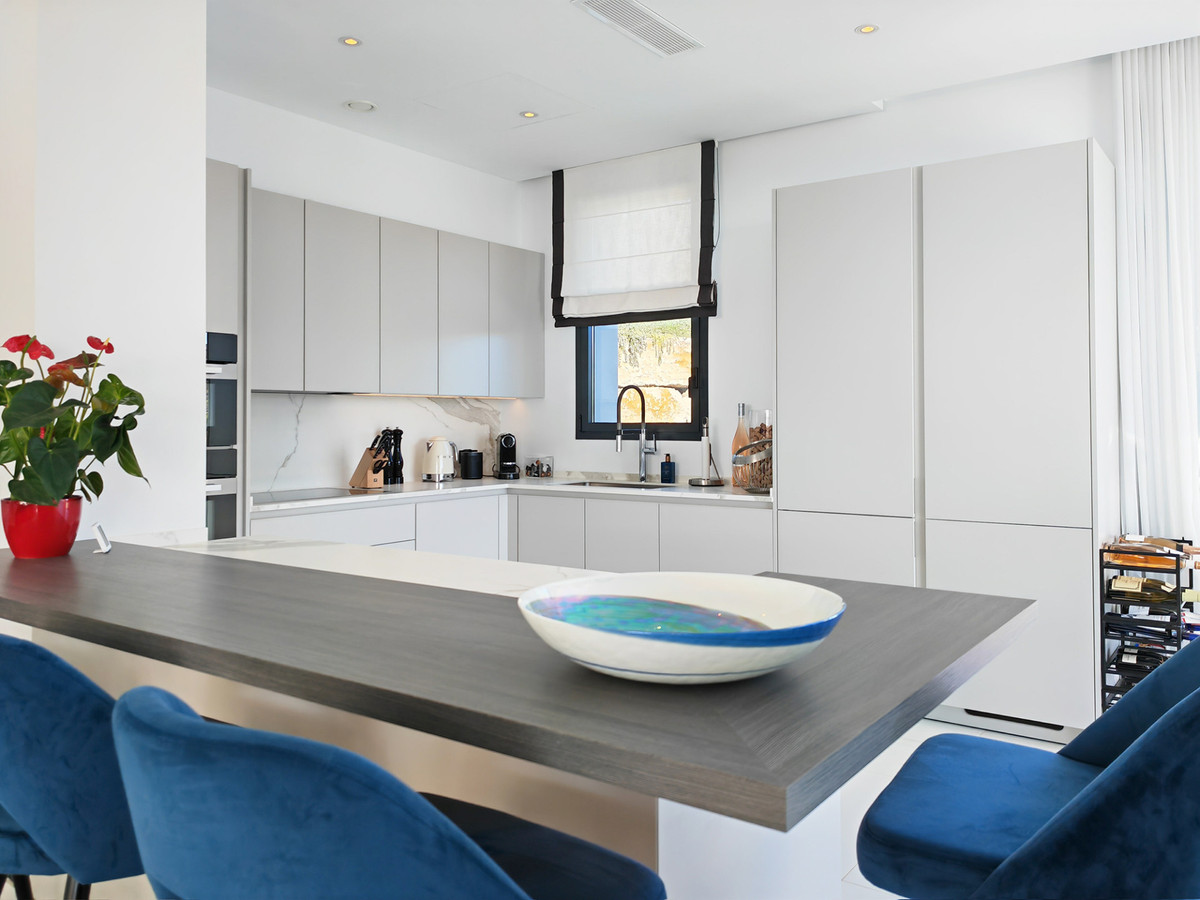 Se vende Villa - Chalet de 5 dormitorios en Costa Del Sol, Málaga, España