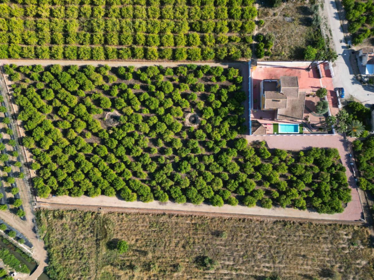 Se vende Villa - Chalet de 5 dormitorios en Costa Blanca, Alicante, España