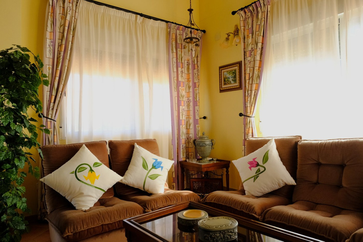 Se vende Villa - Chalet de 5 dormitorios en Costa Blanca, Alicante, España