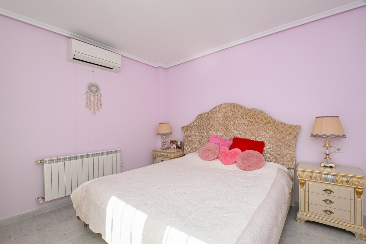 4 Bed Townhouse for sale in Orihuela Costa Costa Blanca, Alicante, Spain