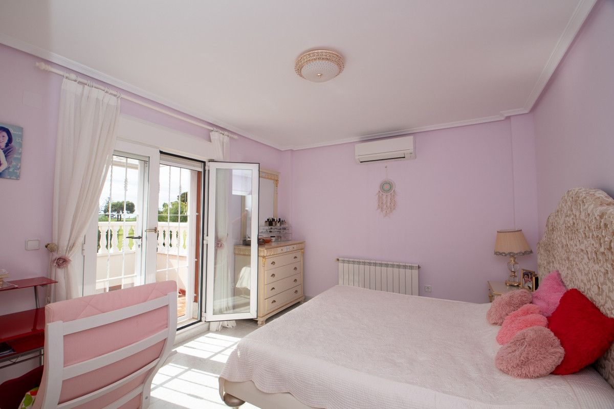4 Bed Townhouse for sale in Orihuela Costa Costa Blanca, Alicante, Spain