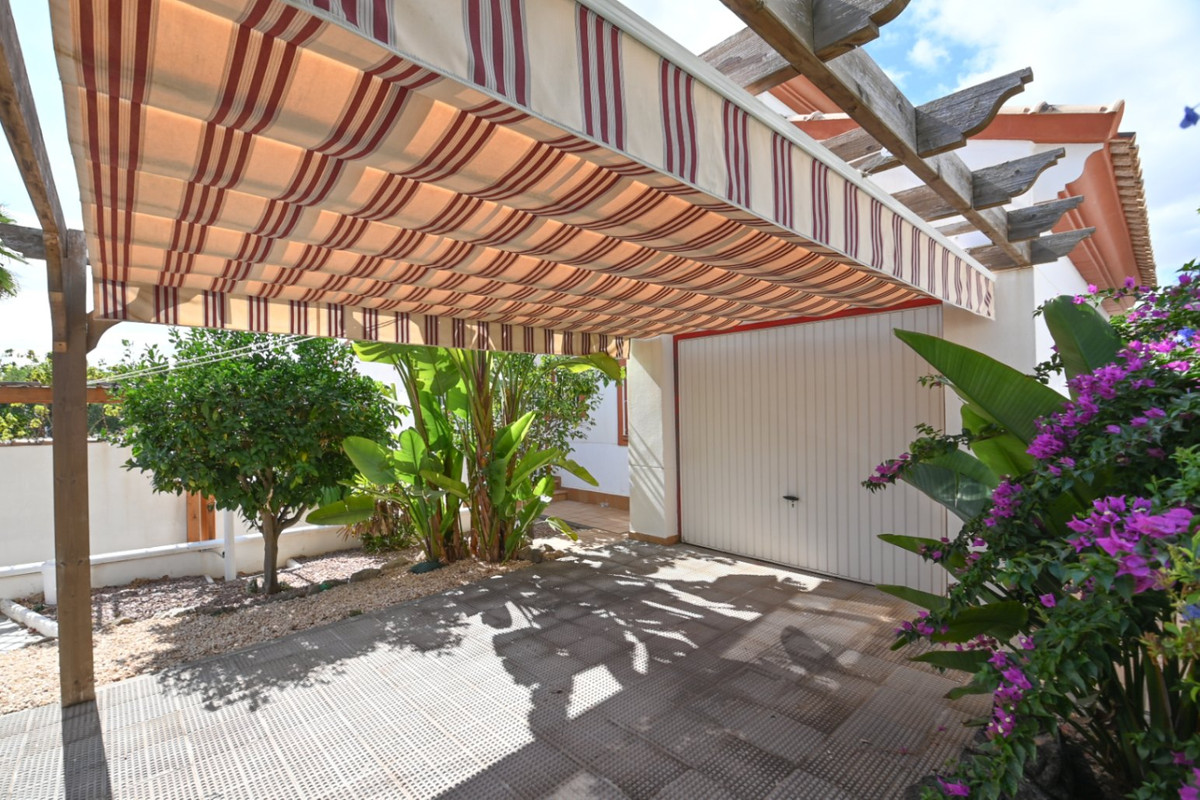 4 Bed Townhouse for sale in Orihuela Costa Costa Blanca, Alicante, Spain