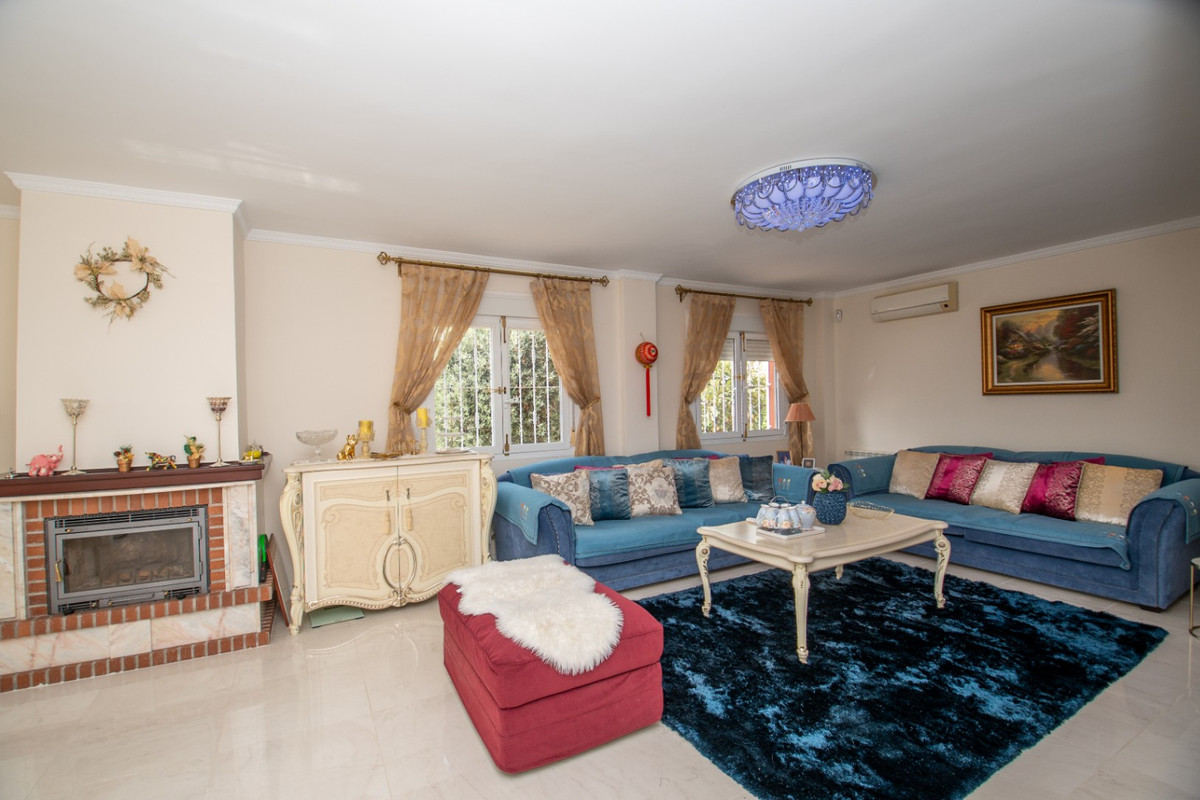 4 Bed Townhouse for sale in Orihuela Costa Costa Blanca, Alicante, Spain