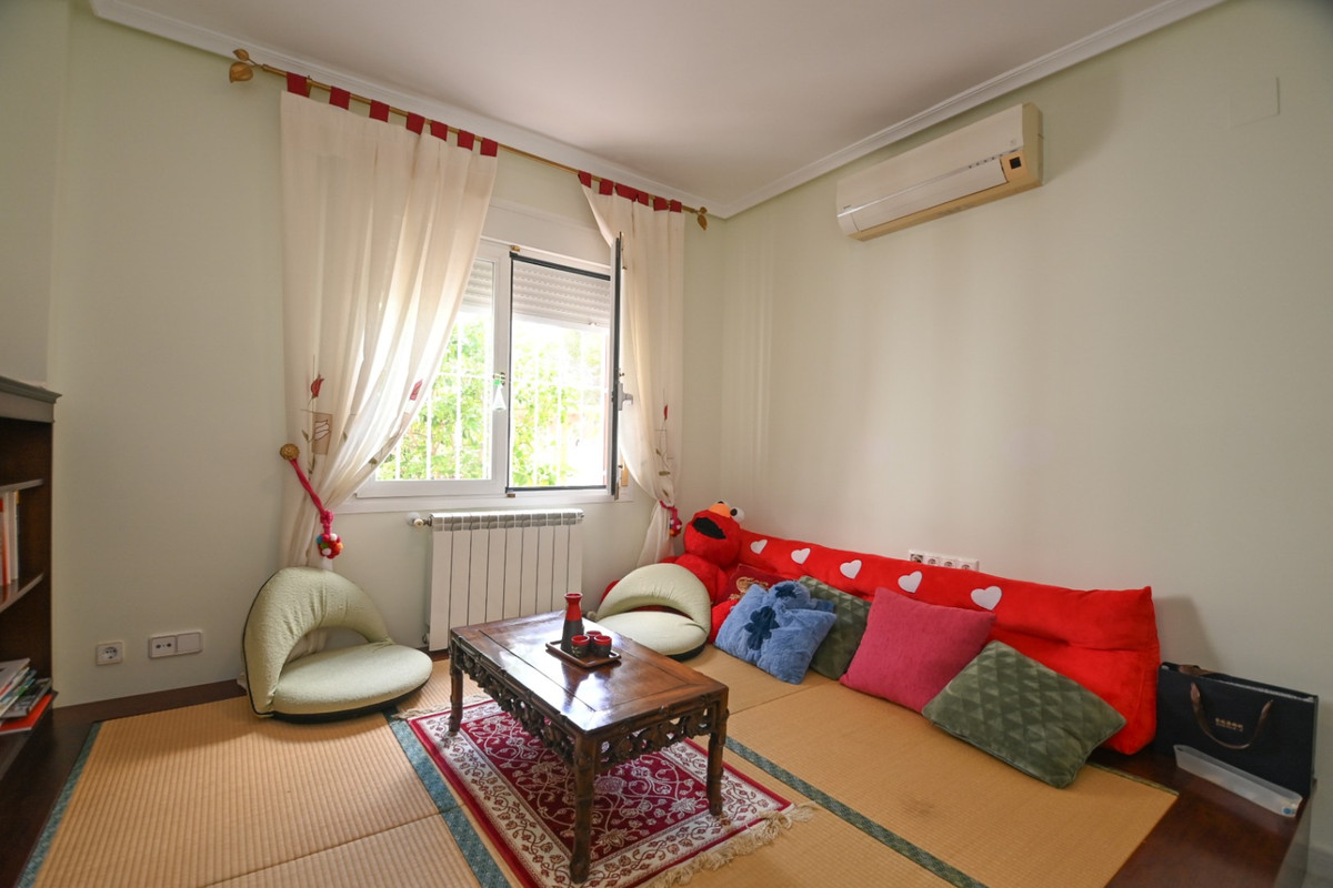 4 Bed Townhouse for sale in Orihuela Costa Costa Blanca, Alicante, Spain