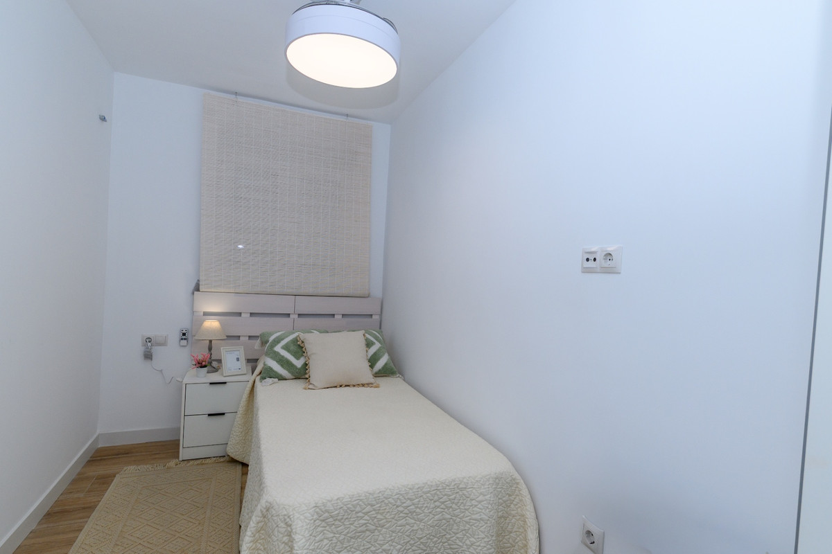 Se vende Apartamento Planta Media de 3 dormitorios en Costa Blanca, Alicante, España
