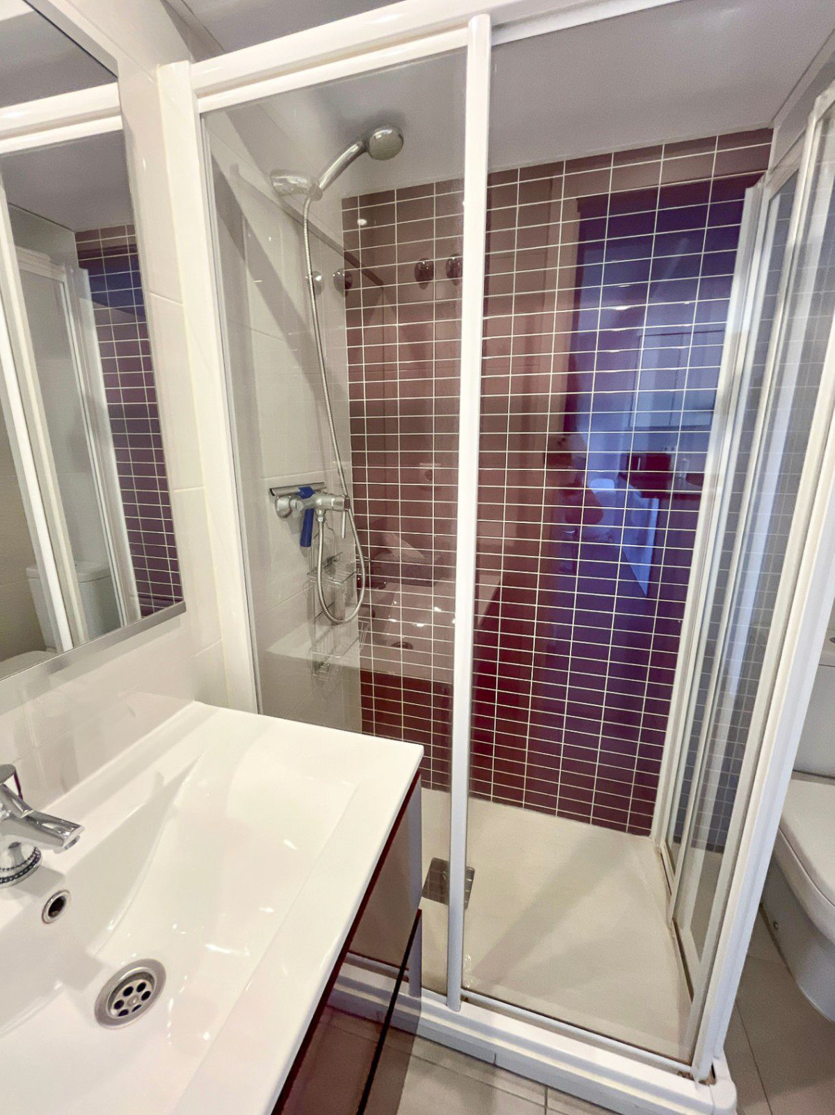 Se vende Apartamento Planta Media de 2 dormitorios en Costa Blanca, Alicante, España