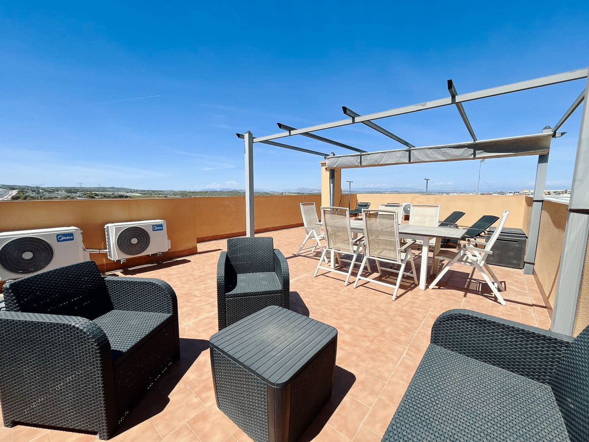 Se vende Apartamento Planta Media de 2 dormitorios en Costa Blanca, Alicante, España