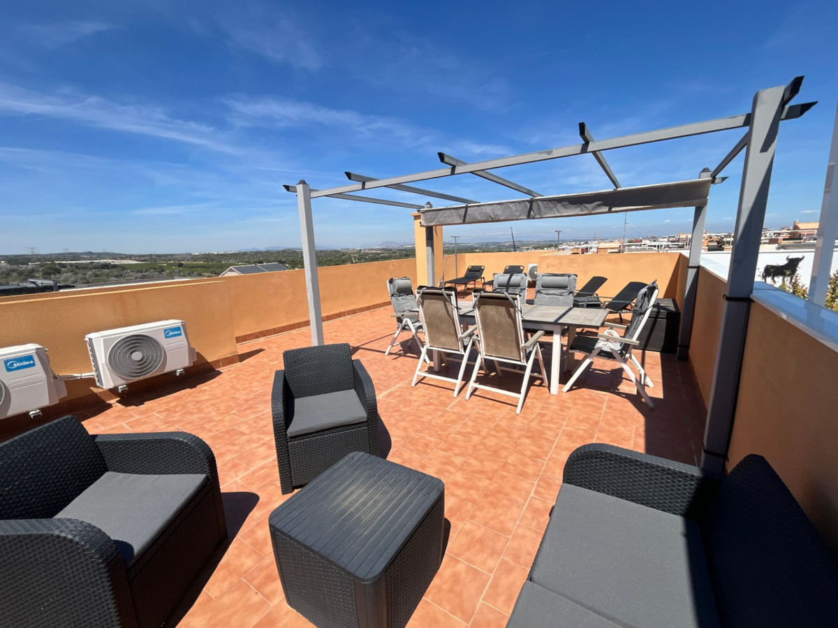 Se vende Apartamento Planta Media de 2 dormitorios en Costa Blanca, Alicante, España