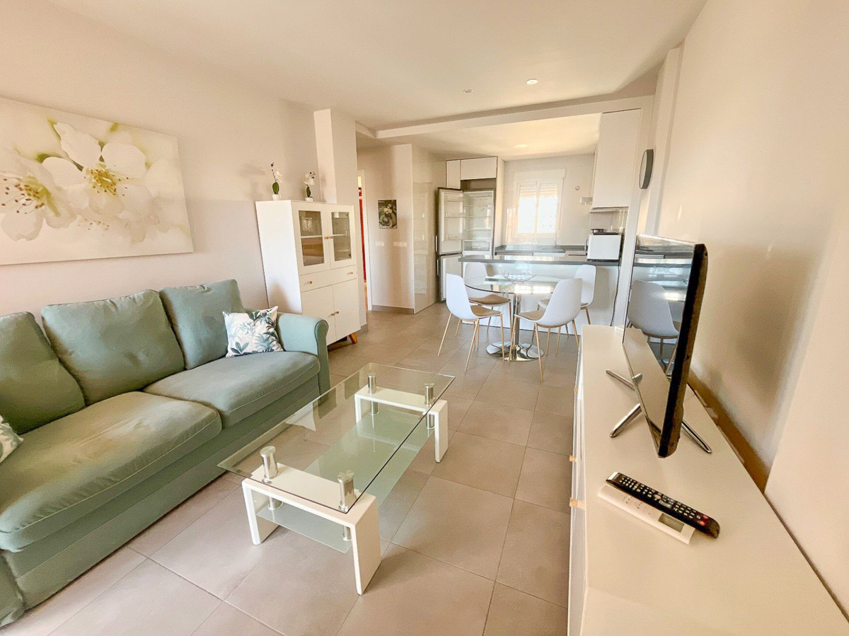 Se vende Apartamento Planta Media de 2 dormitorios en Costa Blanca, Alicante, España