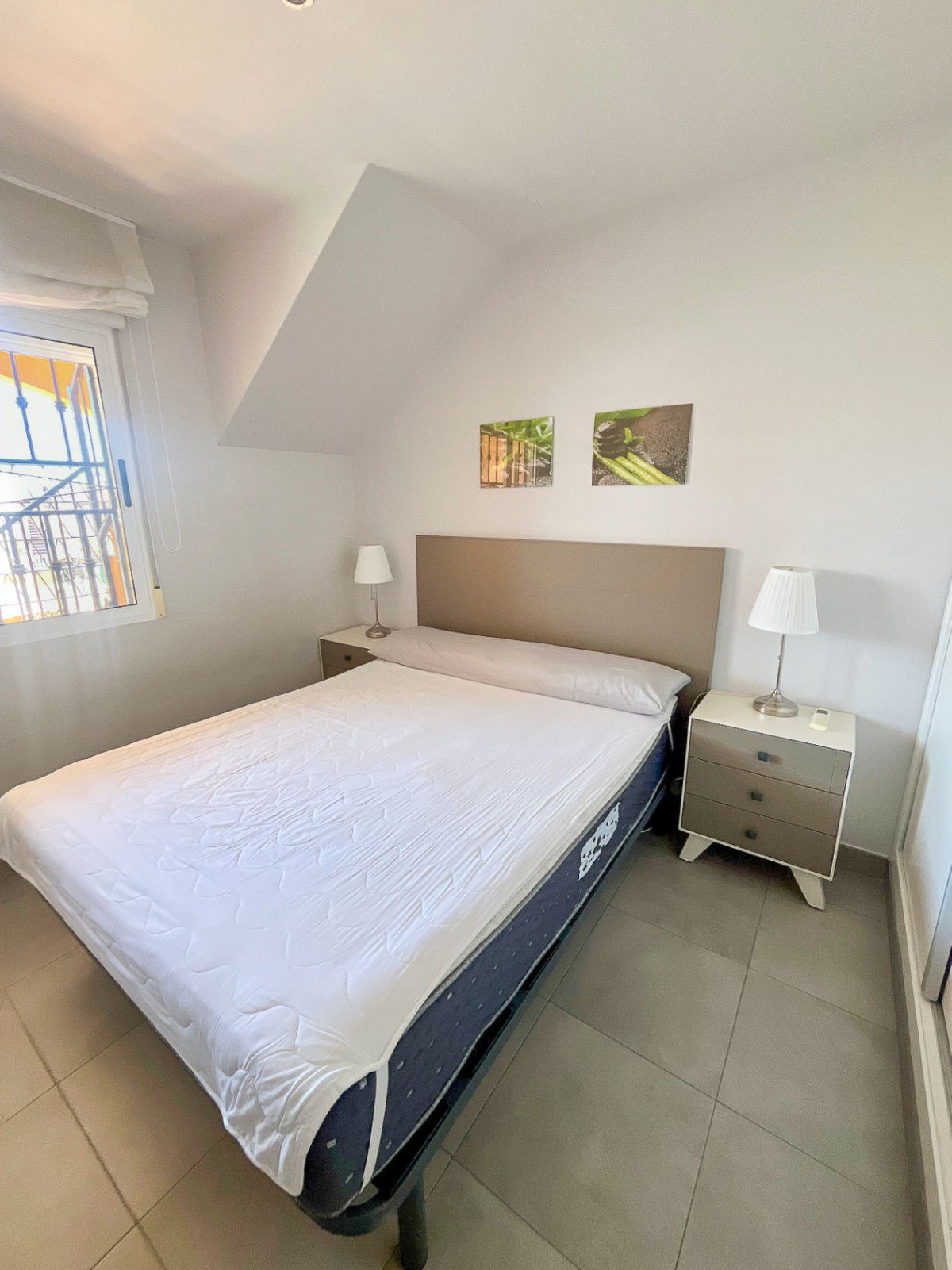 Se vende Apartamento Planta Media de 2 dormitorios en Costa Blanca, Alicante, España