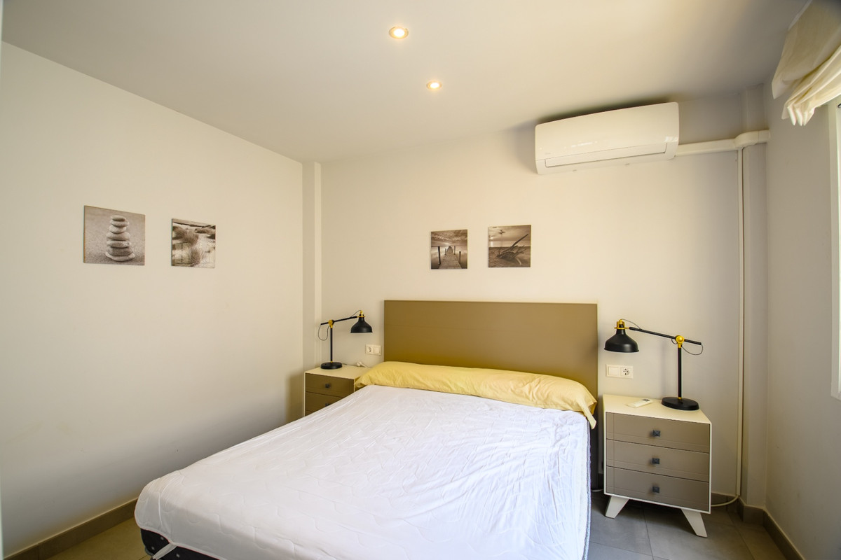 Se vende Apartamento Planta Media de 2 dormitorios en Costa Blanca, Alicante, España