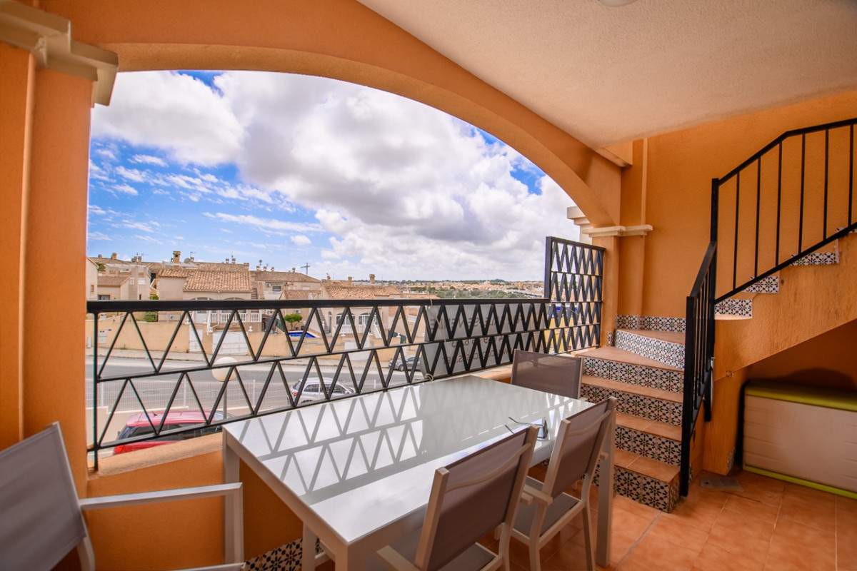 Se vende Apartamento Planta Media de 2 dormitorios en Costa Blanca, Alicante, España