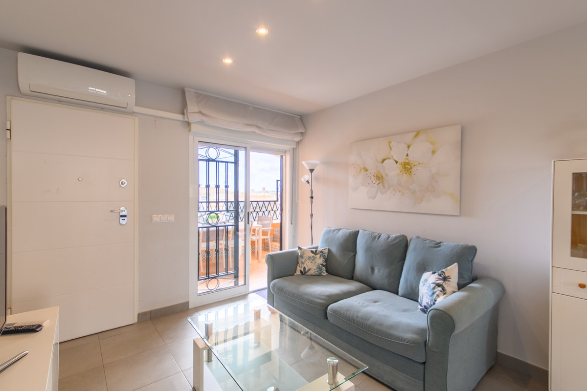 Se vende Apartamento Planta Media de 2 dormitorios en Costa Blanca, Alicante, España