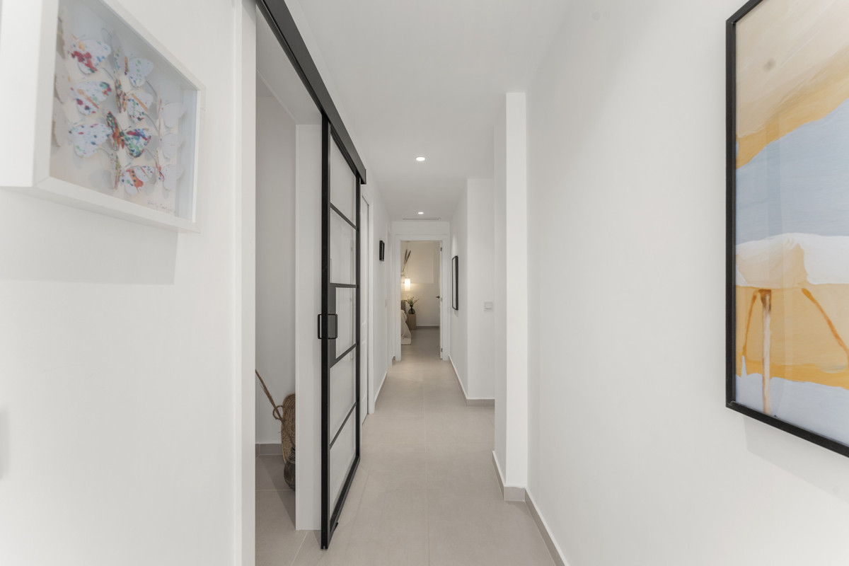3 Bed Apartment for sale in Nueva Andalucía Costa Del Sol, Málaga, Spain