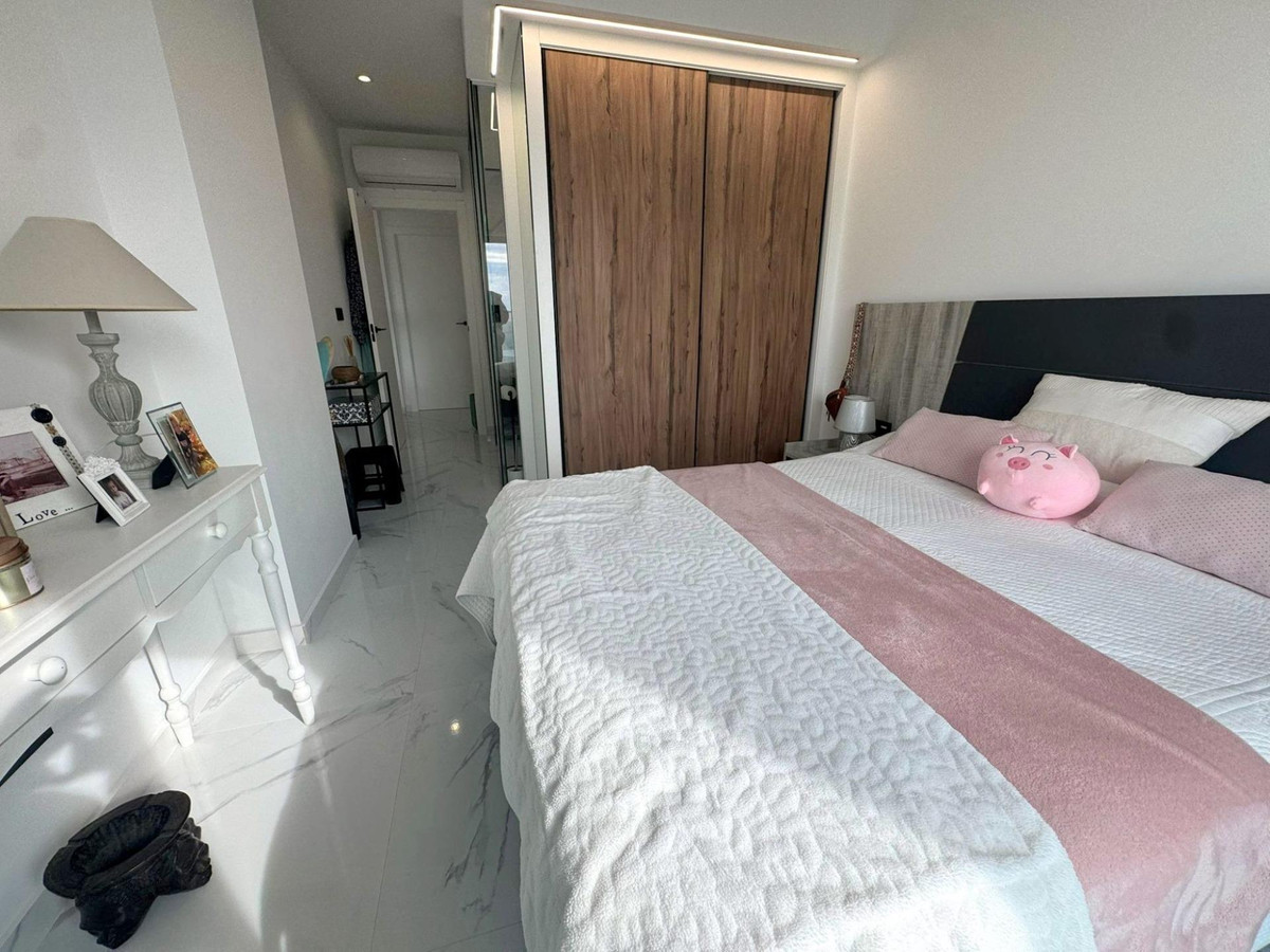 Se vende Bungalow de 2 dormitorios en Costa Blanca, Alicante, España