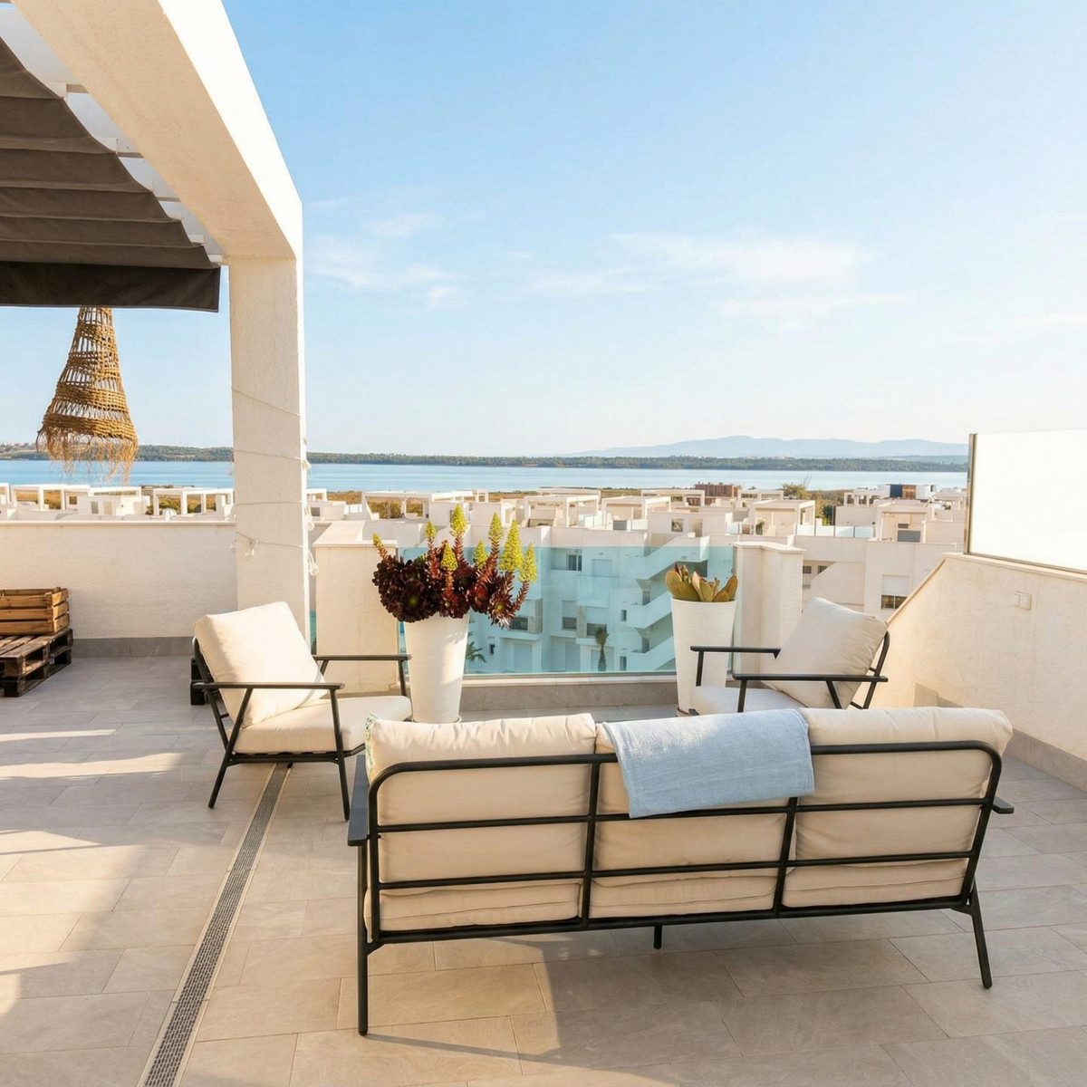 Se vende Bungalow de 2 dormitorios en Costa Blanca, Alicante, España