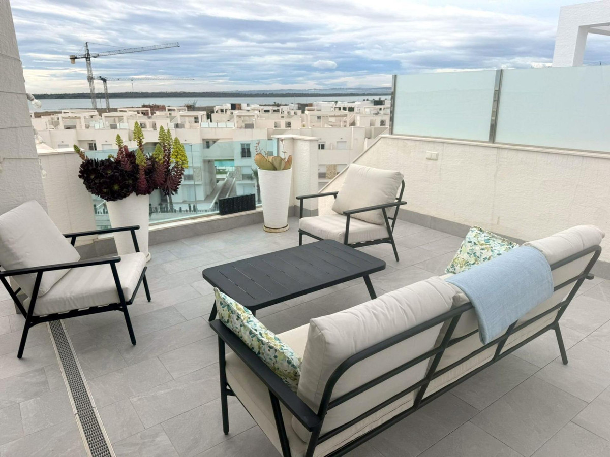 Se vende Bungalow de 2 dormitorios en Costa Blanca, Alicante, España