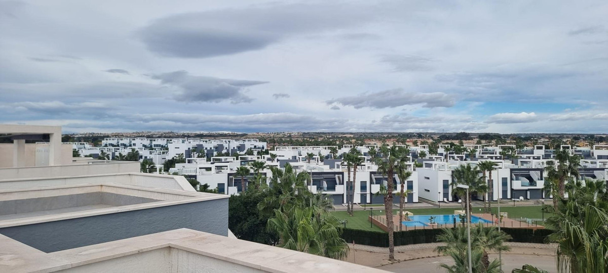 Se vende Bungalow de 2 dormitorios en Costa Blanca, Alicante, España