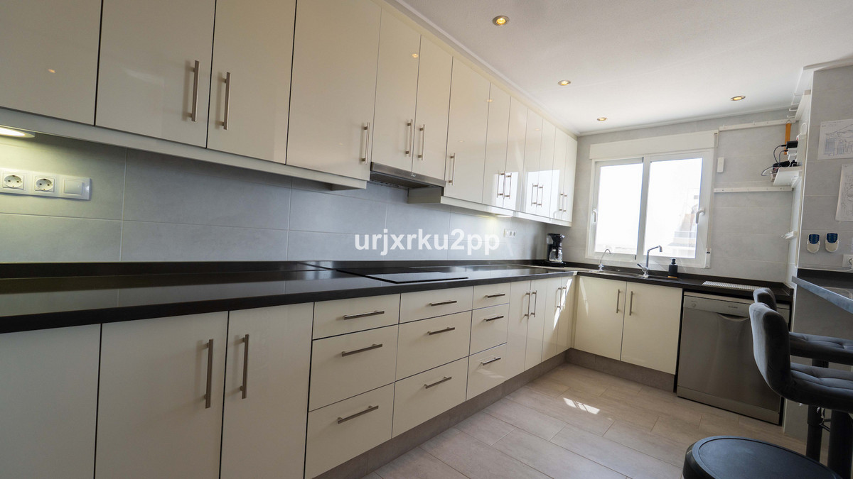 3 Bed Apartment for sale in Villamartin Costa Blanca, Alicante, Spain