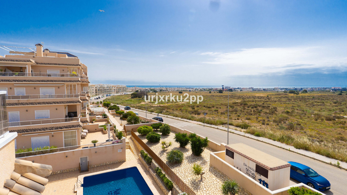3 Bed Apartment for sale in Villamartin Costa Blanca, Alicante, Spain