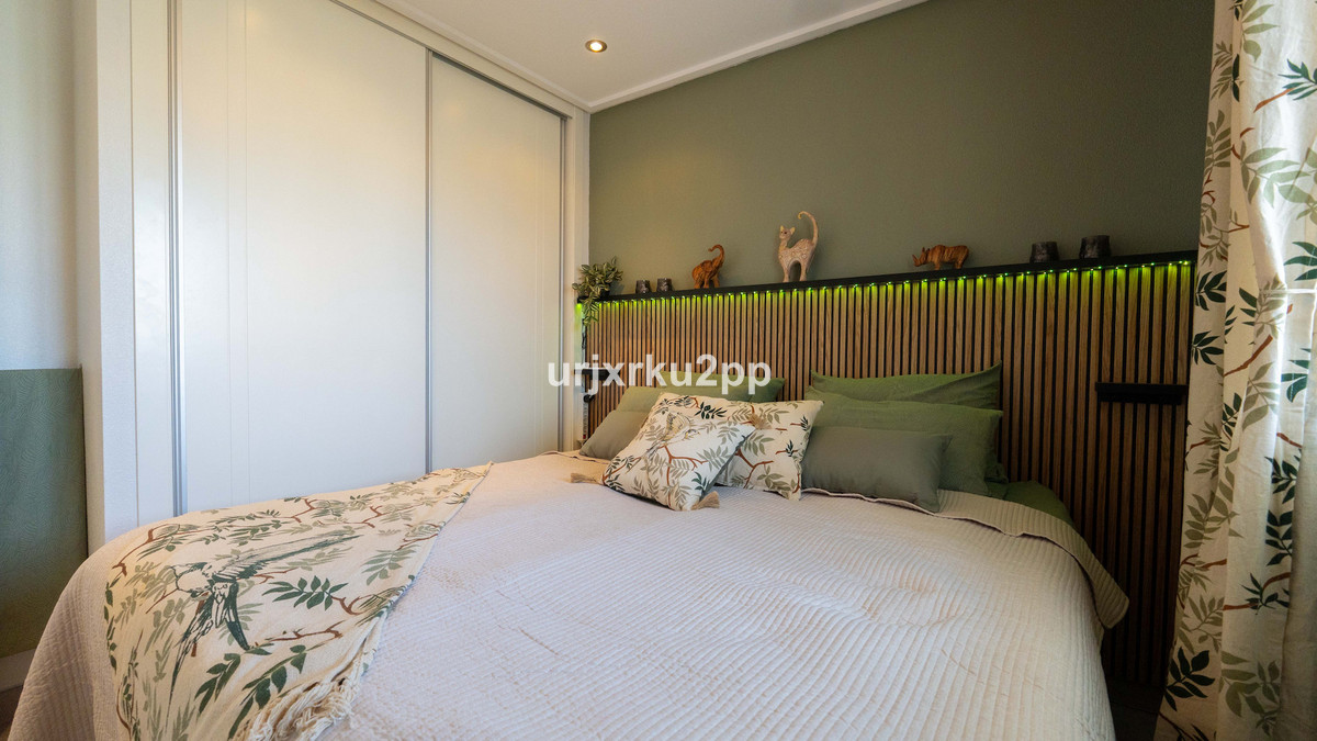 3 Bed Apartment for sale in Villamartin Costa Blanca, Alicante, Spain