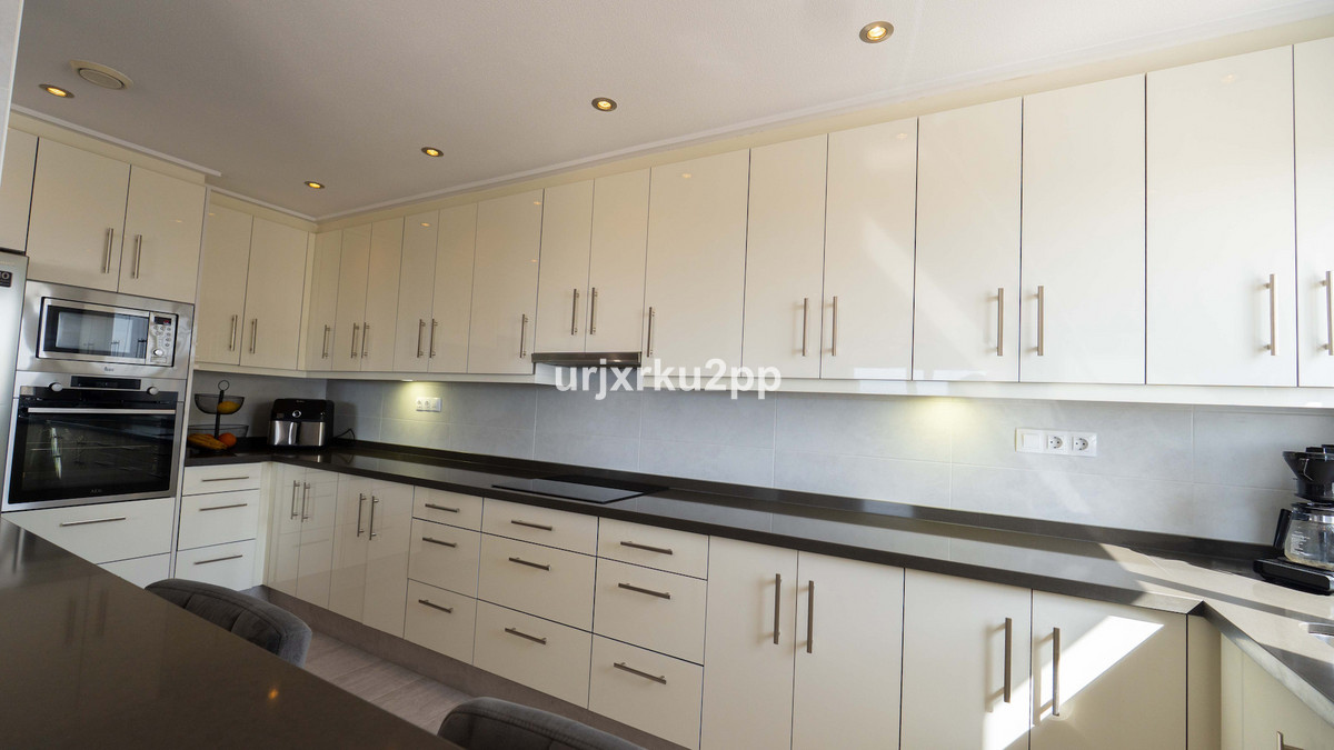3 Bed Apartment for sale in Villamartin Costa Blanca, Alicante, Spain