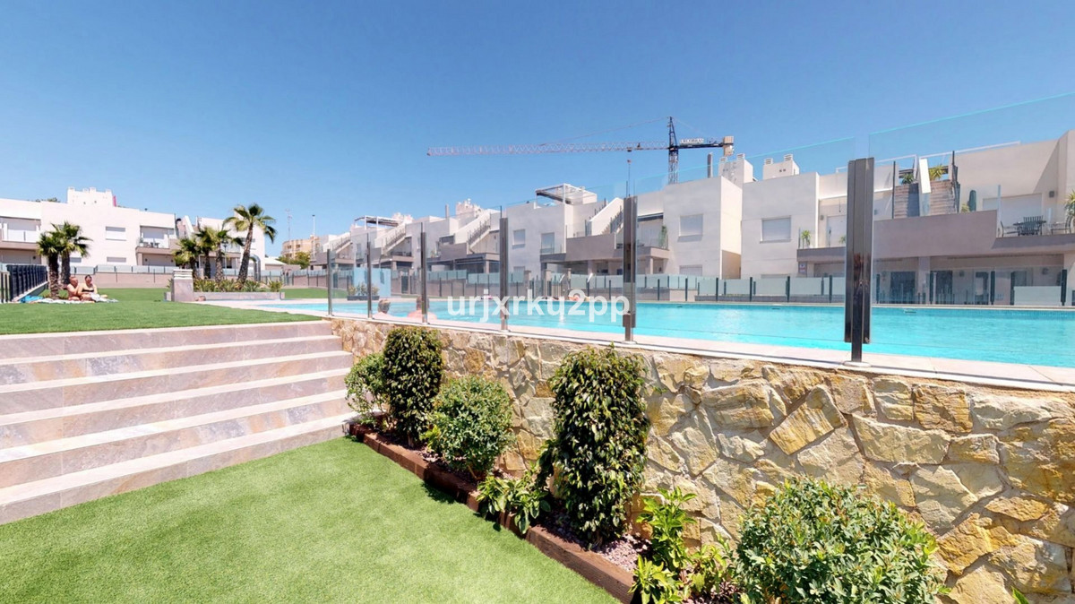 Se vende Apartamento Planta Baja de 3 dormitorios en Costa Blanca, Alicante, España