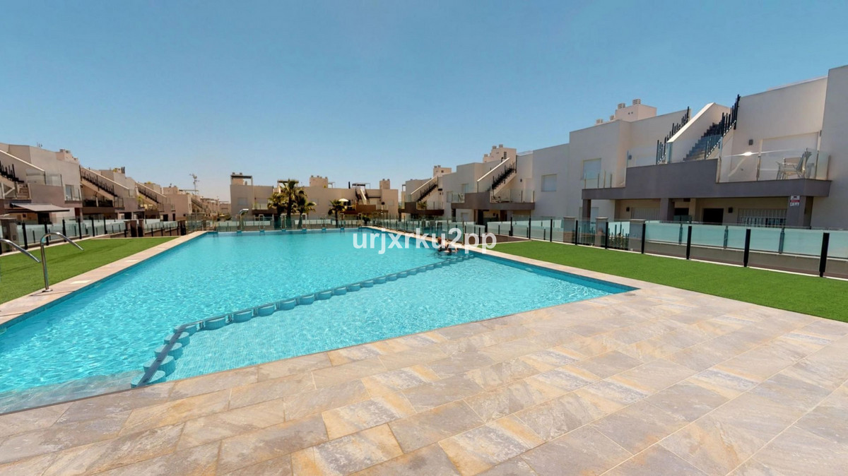 Se vende Apartamento Planta Baja de 3 dormitorios en Costa Blanca, Alicante, España