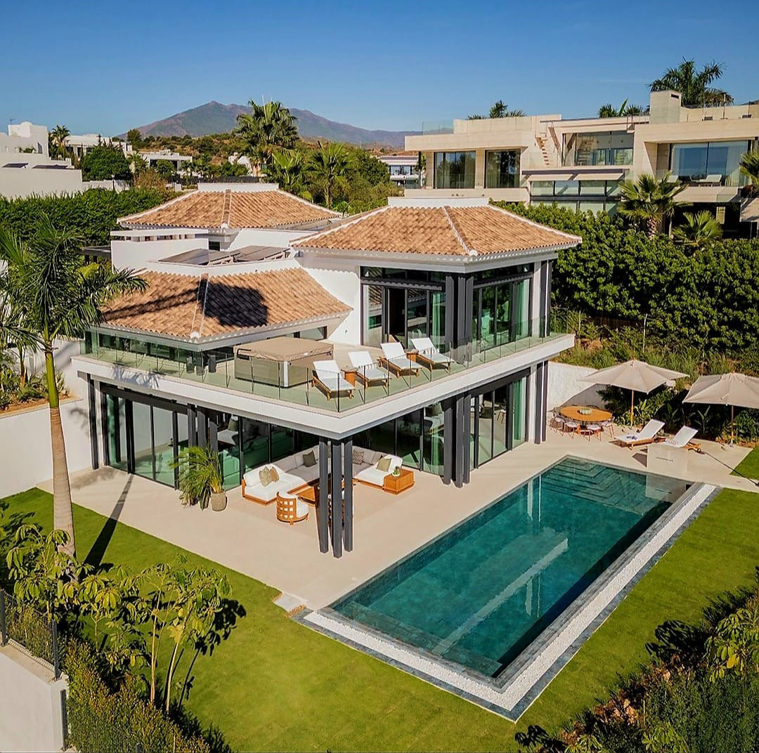 Se vende Villa - Chalet de 4 dormitorios en Costa Del Sol, Málaga, España