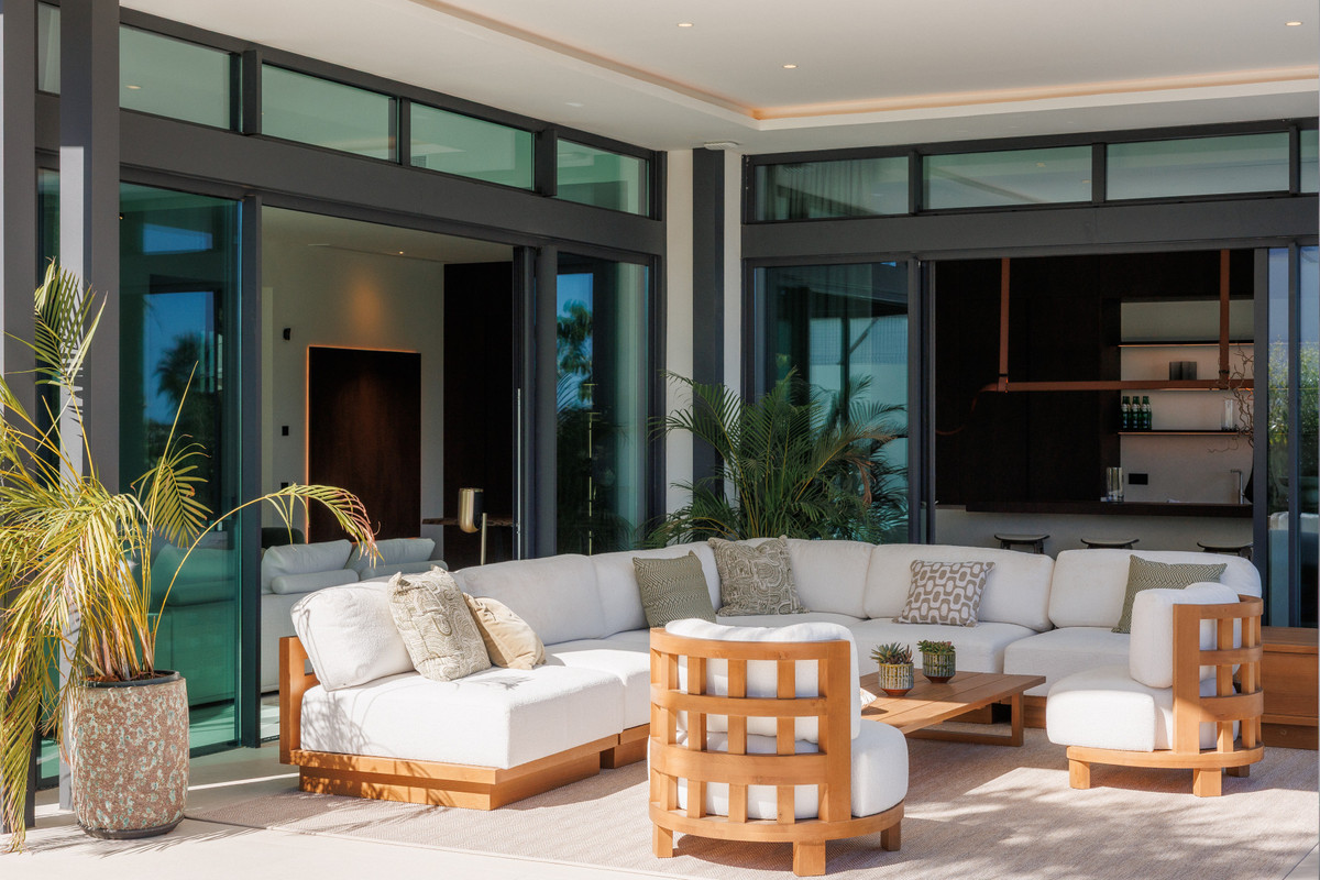 Se vende Villa - Chalet de 4 dormitorios en Costa Del Sol, Málaga, España